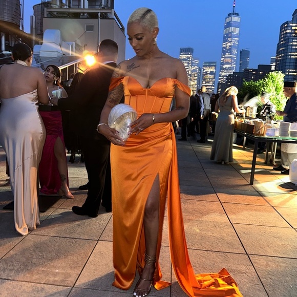 Miss Circle Satin Gown - Picture 1 of 10